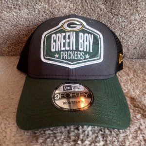 New Era Green Bay Packers Graphite/Green 2021 NFL Draft 9FORTY Snapback Hat